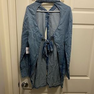 Long sleeve denim